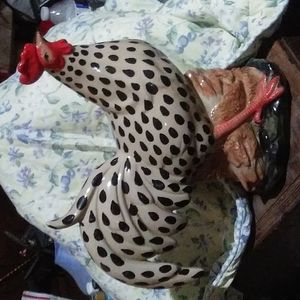Vintage ceramic Rooster statue.